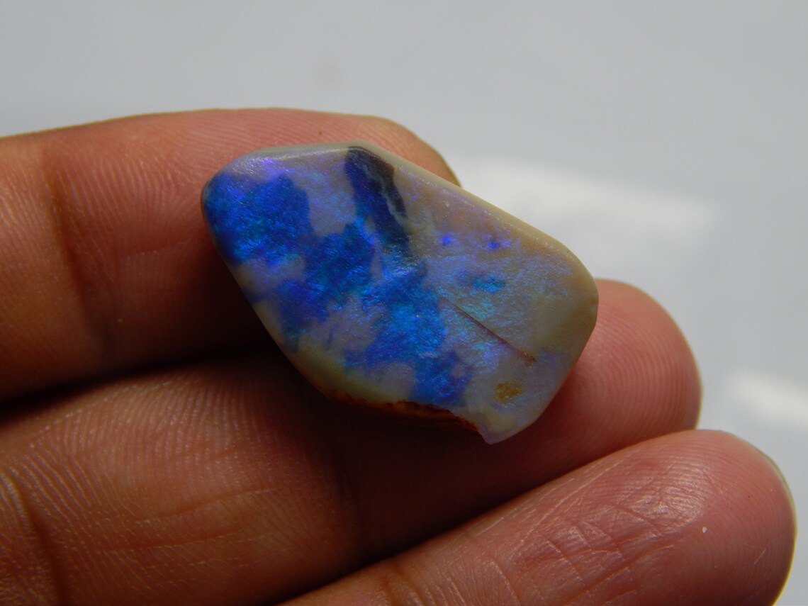 Australian Opal , 18.10 Carat Gemstone Unpolished Cabochon Fancy Shape 26x16x6 MM Good Quality