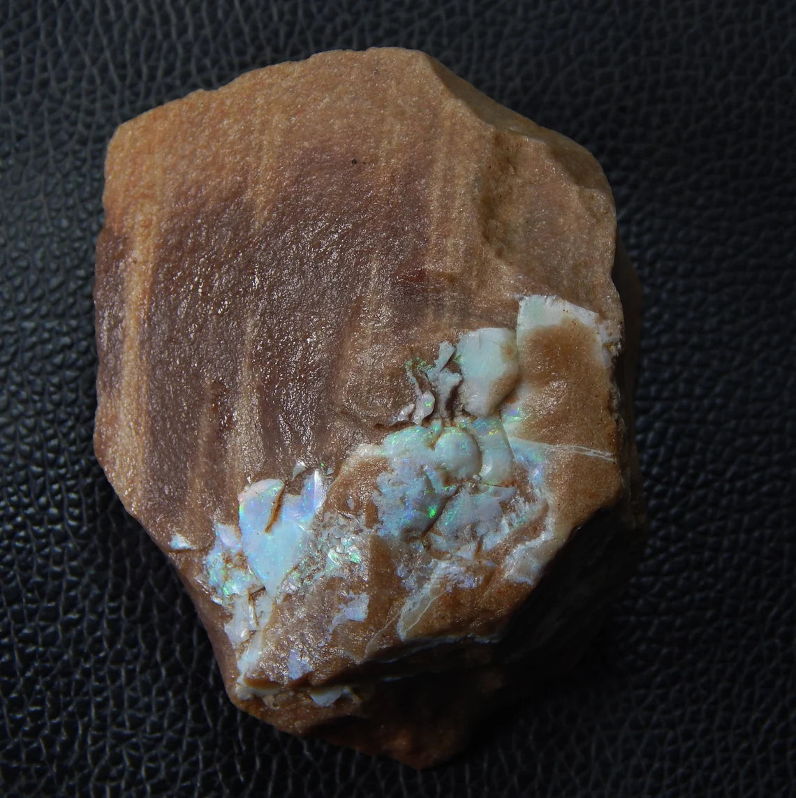 Andamooka Opal, Painted Lady , 1008 Carat Fancy Shape 66x57x43 MM Good Quality