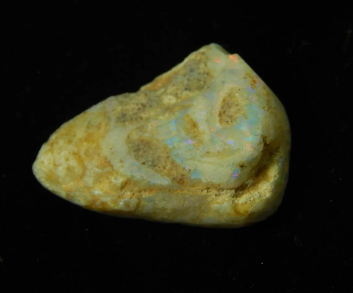 Opal, Specimen, Unpolish, Australian Opal, 6 Carat Size 15x20x5 MM