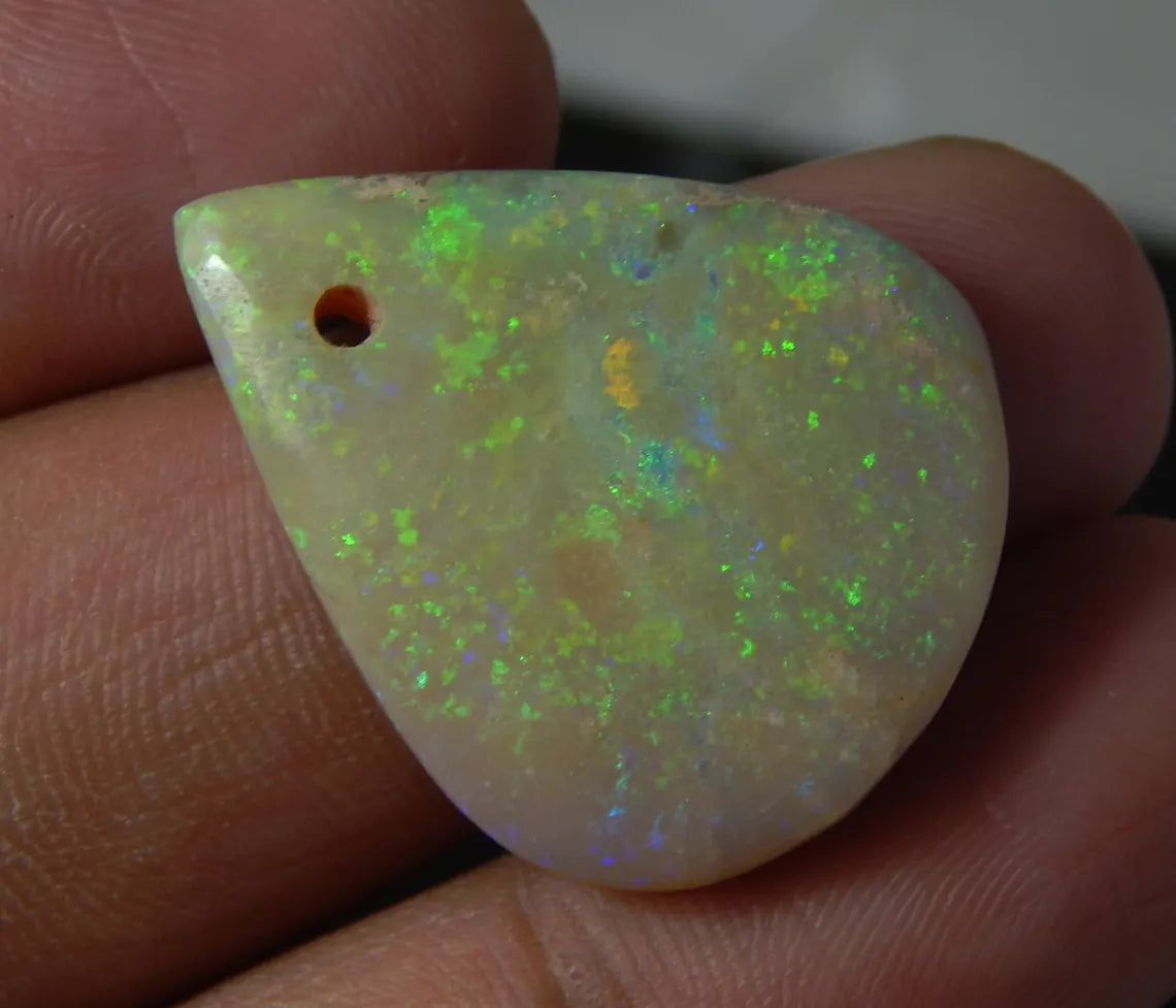 Andamooka Opal , 22.0 Carat, Fancy Shape, Size 29x23x6 MM, Good Quality