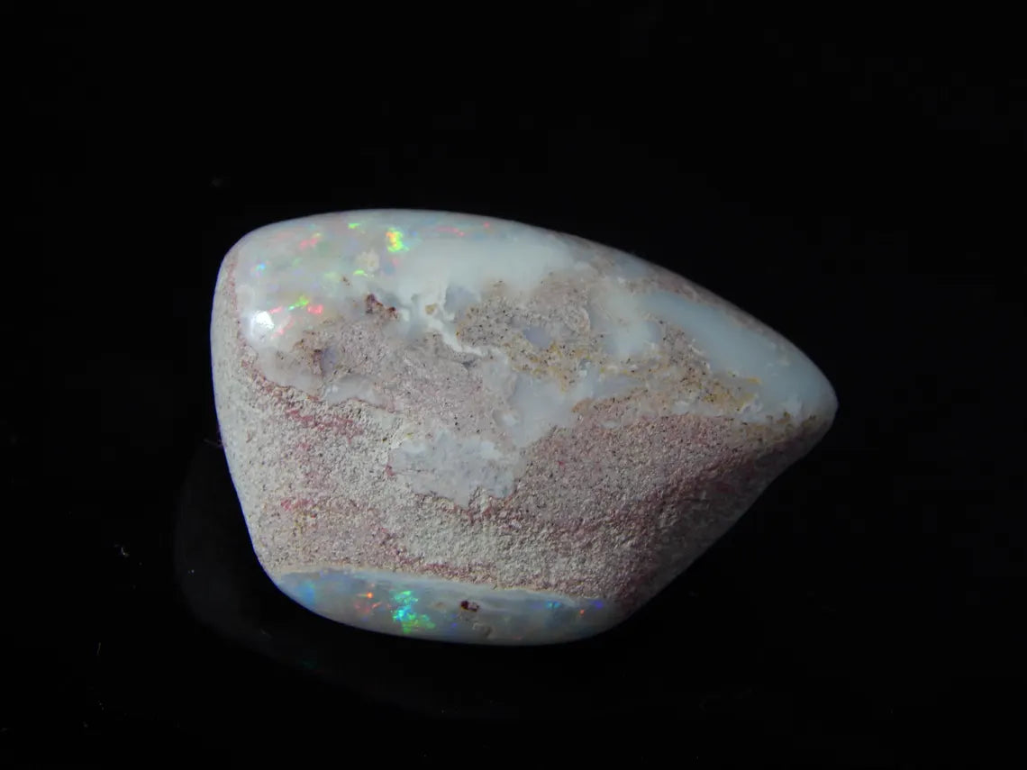 39.40 Carat, Opal Shell, Fancy Shape 32x22 MM