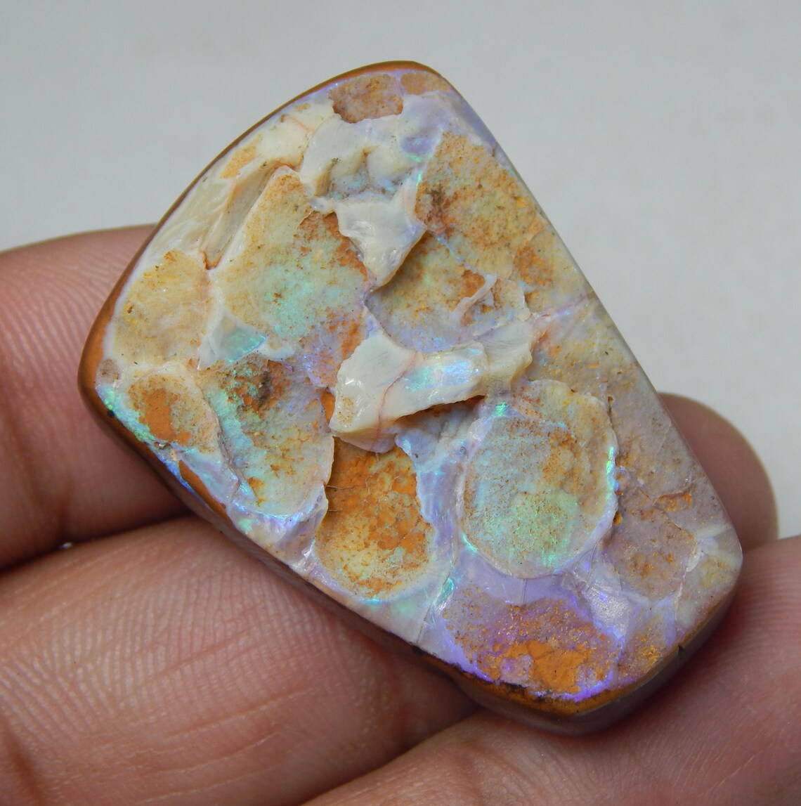 Boulder Opal Durzy 105 Carat Size 37x26x11 mm