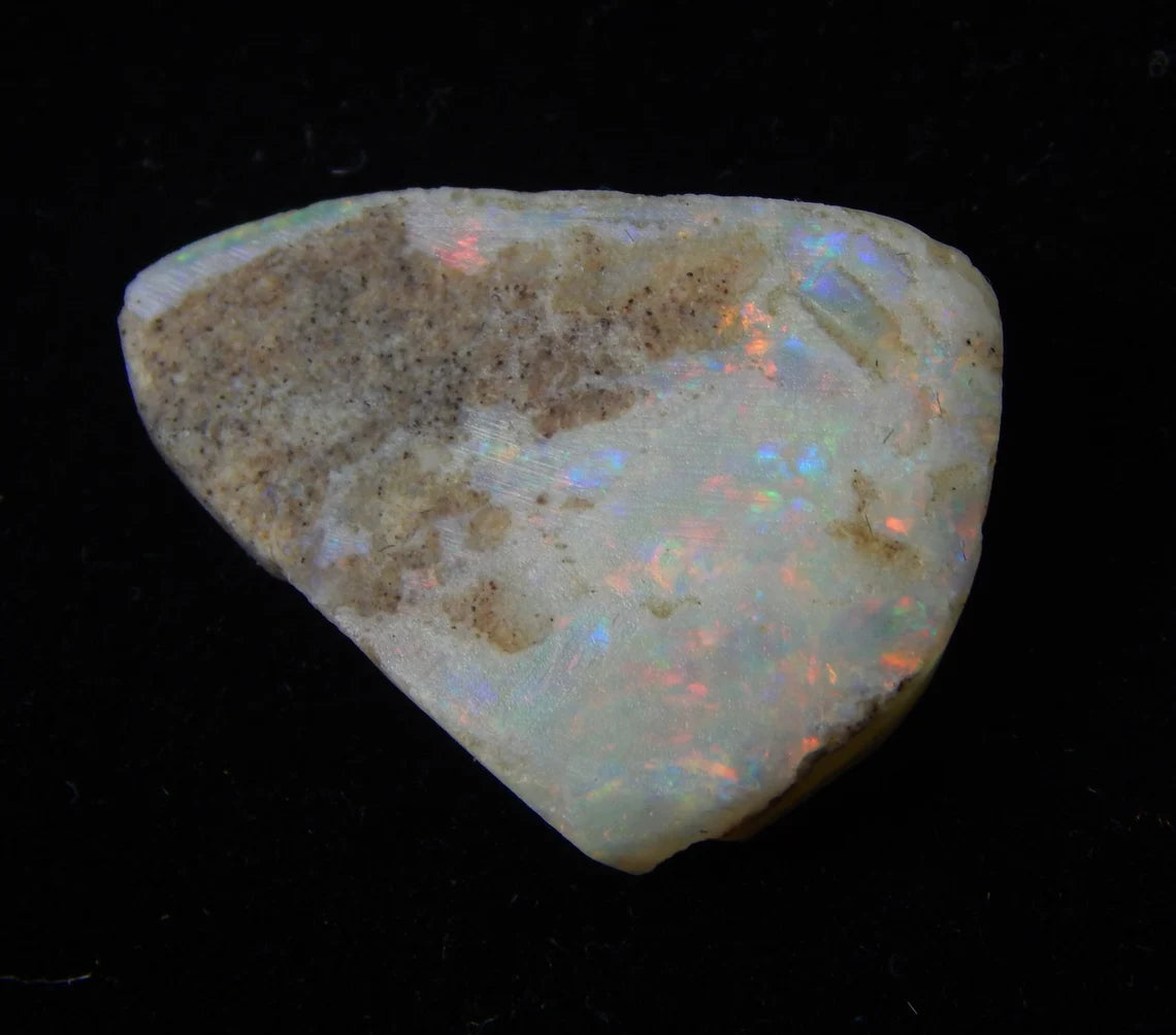 Opal, Specimen, Unpolish, Australian Opal, 6 Carat Size 15x20x5 MM