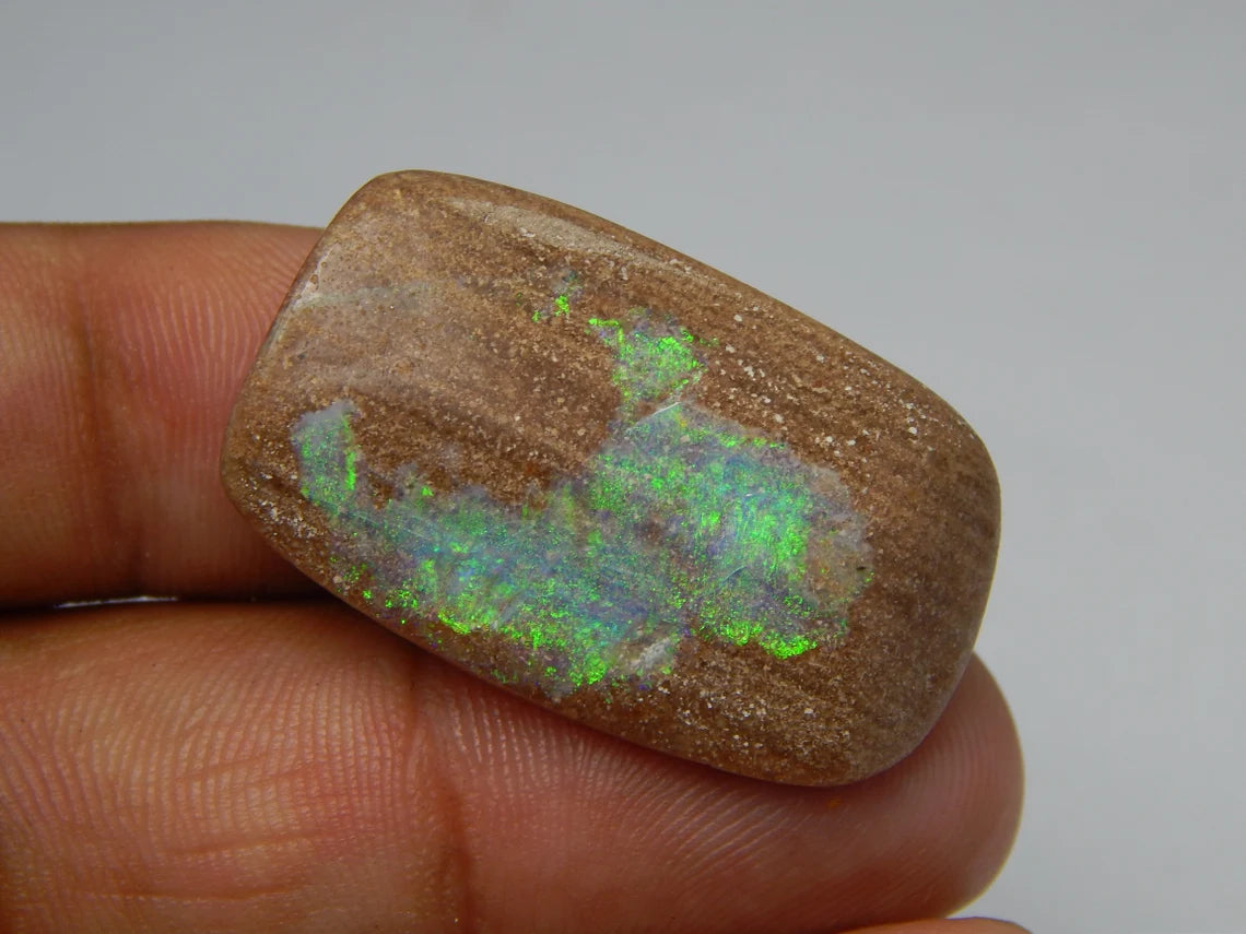 Andamooka Opal, Painted Lady , 47.50 Carat Fancy Shape 33x20x13 MM Good Quality