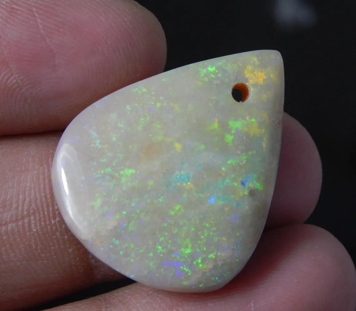 Andamooka Opal , 22.0 Carat, Fancy Shape, Size 29x23x6 MM, Good Quality