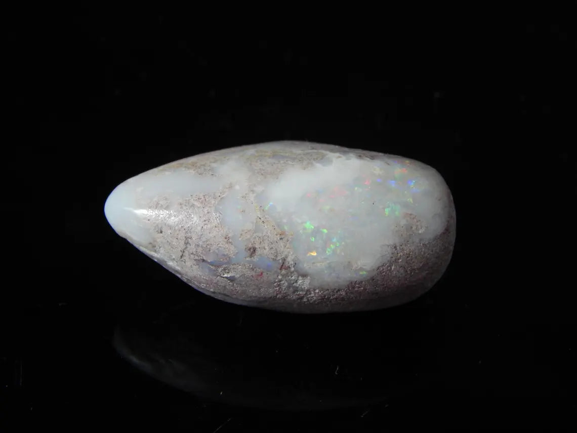39.40 Carat, Opal Shell, Fancy Shape 32x22 MM