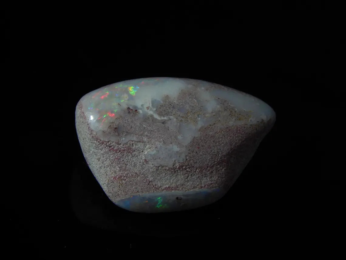 39.40 Carat, Opal Shell, Fancy Shape 32x22 MM